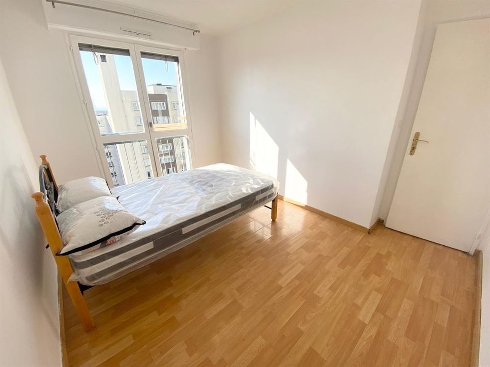 Location Appartement 4 pièces haut Belleville Paris 20