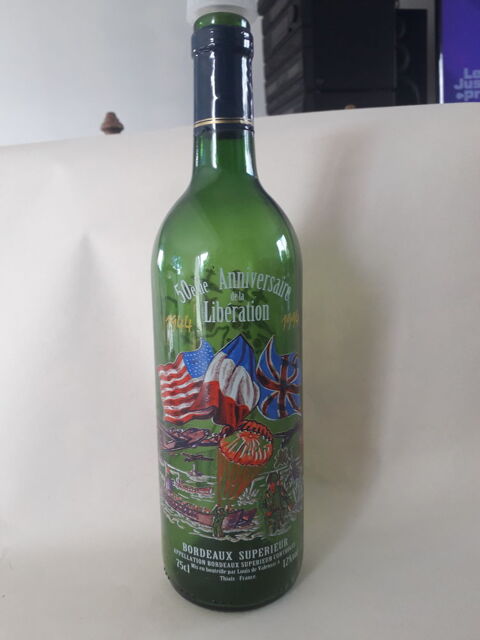 Bouteilles 5O�me Anniversaire Lib�ration 9 Agincourt (54)