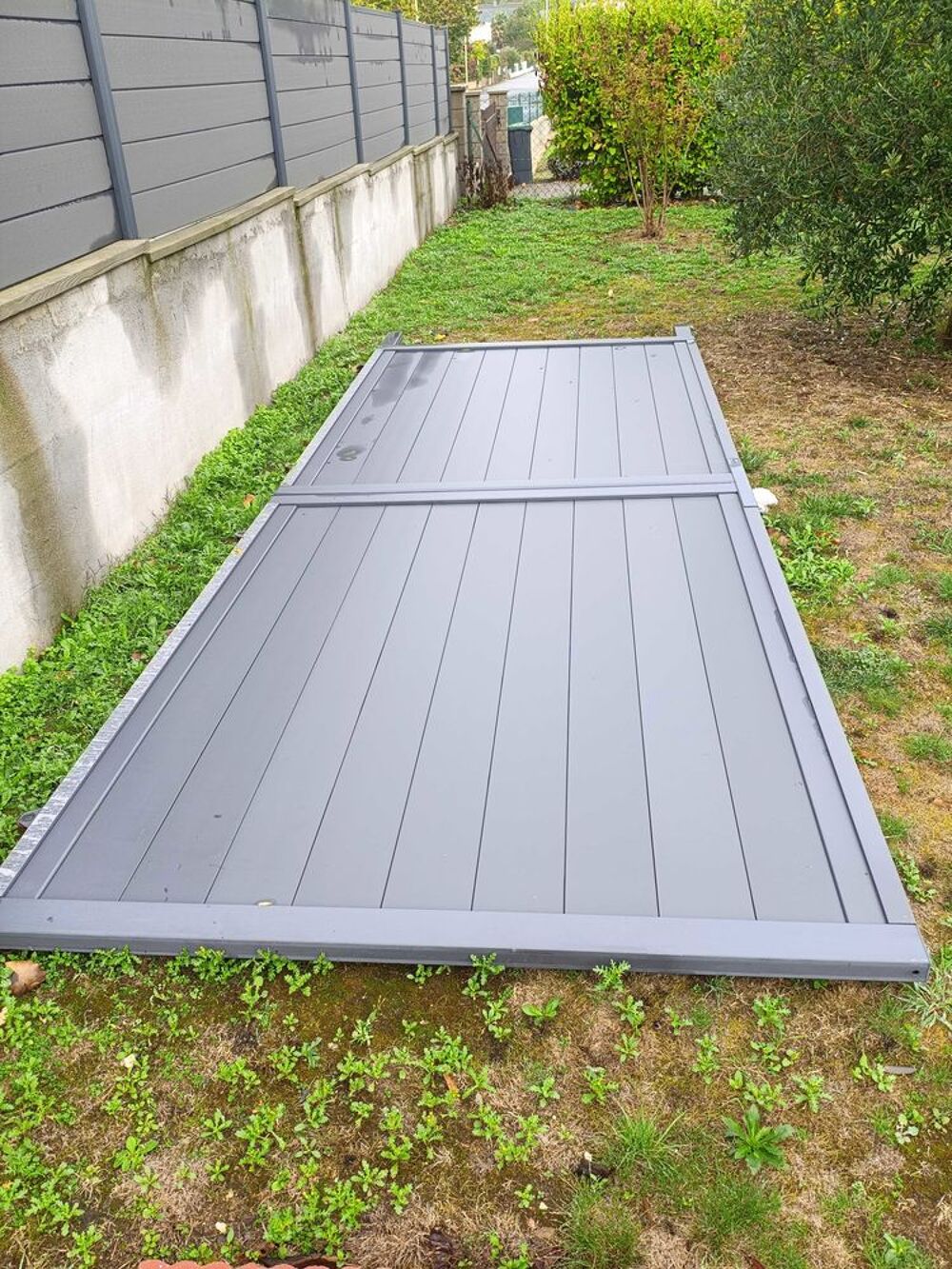 portail coulissant alu Jardin