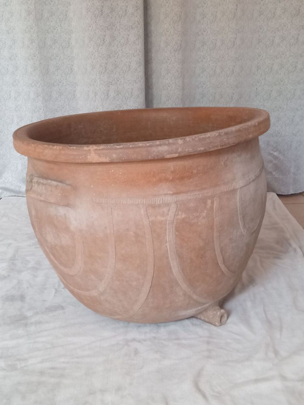 Magnifique bugadier ancien en terre cuite, datant du XIX? si Jardin