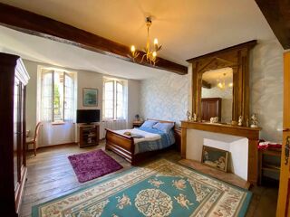  Maison  vendre 5 pices 196 m