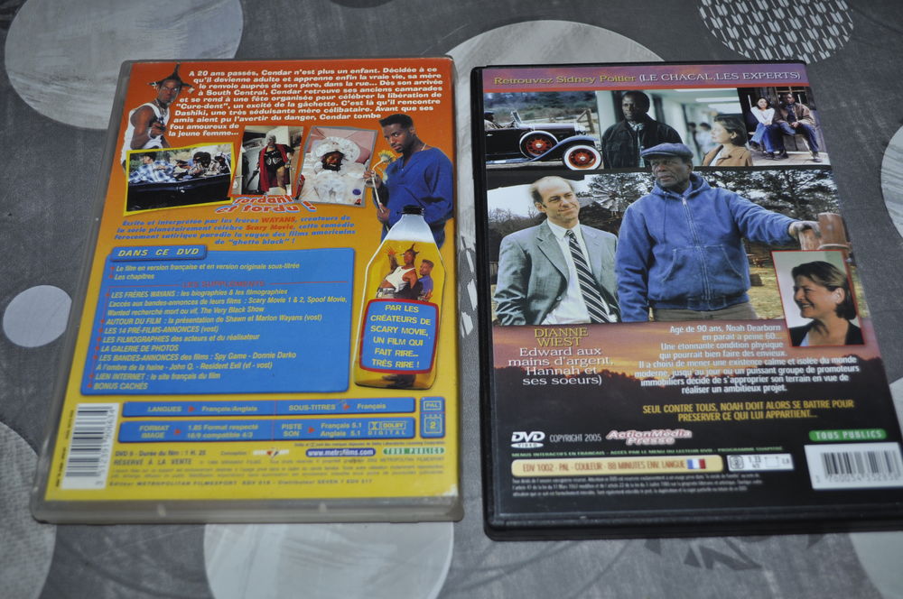 Lot de DVD avec entre autre Darry Cowl DVD et blu-ray