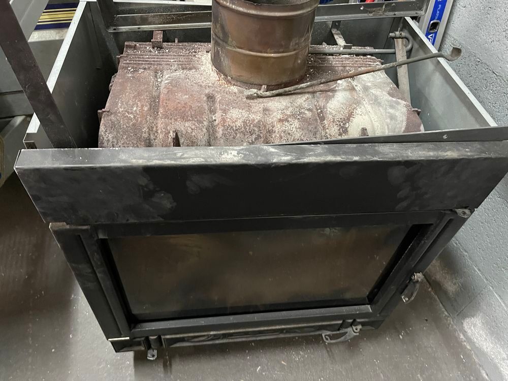 chemin&eacute;e sans insert Meubles