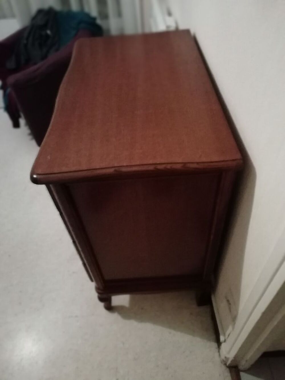 une commode Meubles