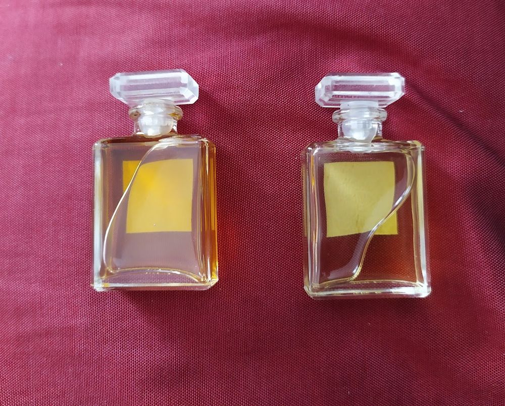 Lot de 2 miniatures Chanel N&deg; 5 et Chanel N&deg; 19
