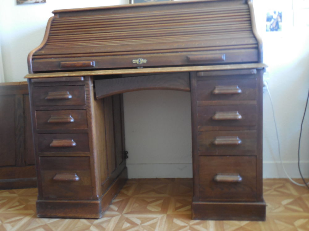 BUREAU ANGLAIS CIRCA 1900 Meubles