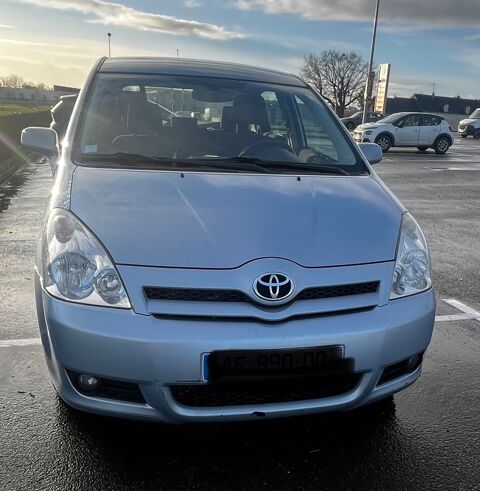 Toyota corolla verso 136 D-4D 5pl Lin&eacute;a Sol