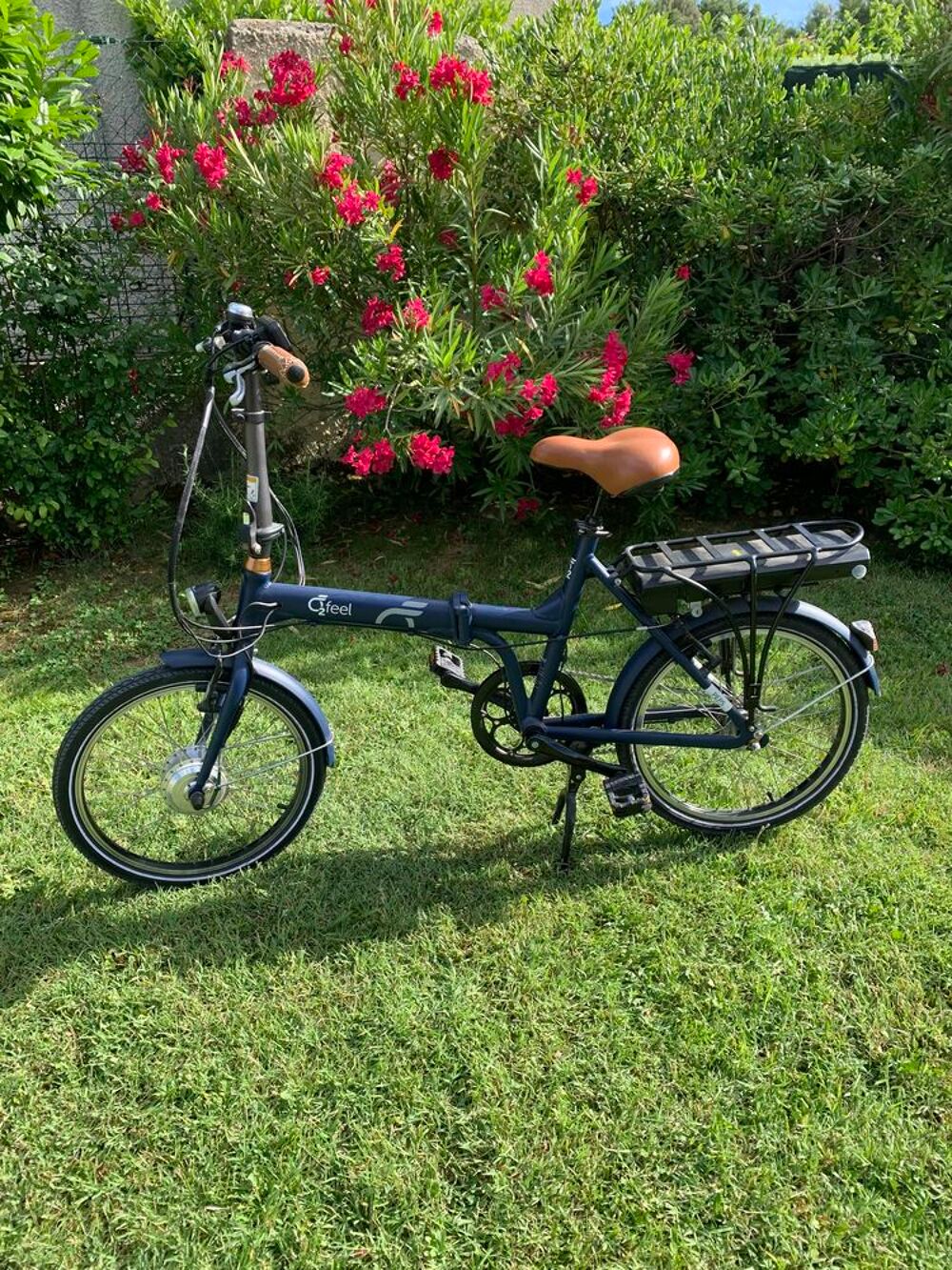 V&eacute;lo electrique pliable O2FEEl Vélos