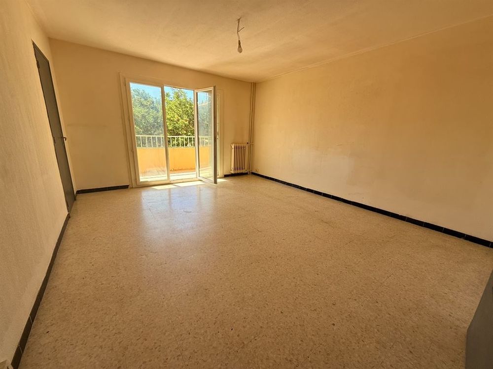 Vente Appartement T2 avec grande terrasse, Proche centre ville Six fours les plages