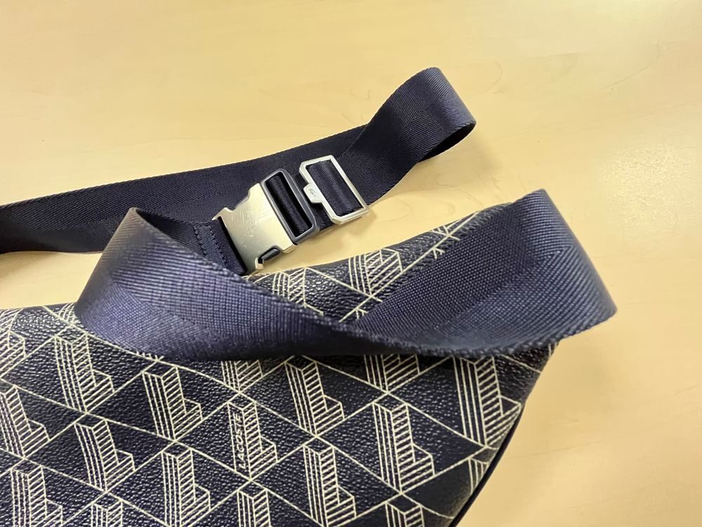 Sacoche Banane Lacoste monogramme Maroquinerie