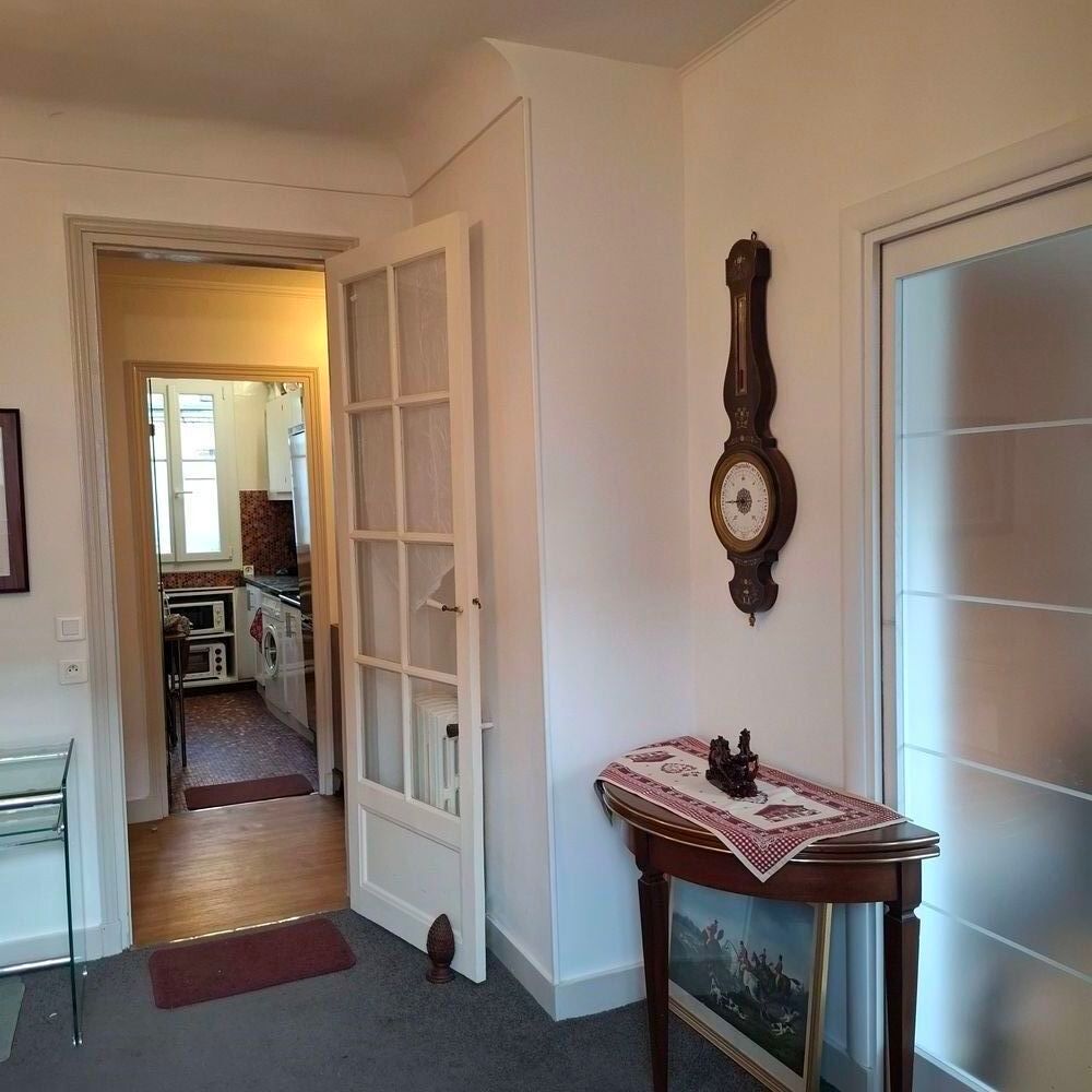 Vente Appartement 2 pièces  41m2 6 ème étage ascenseur Paris métro Convention Paris 15