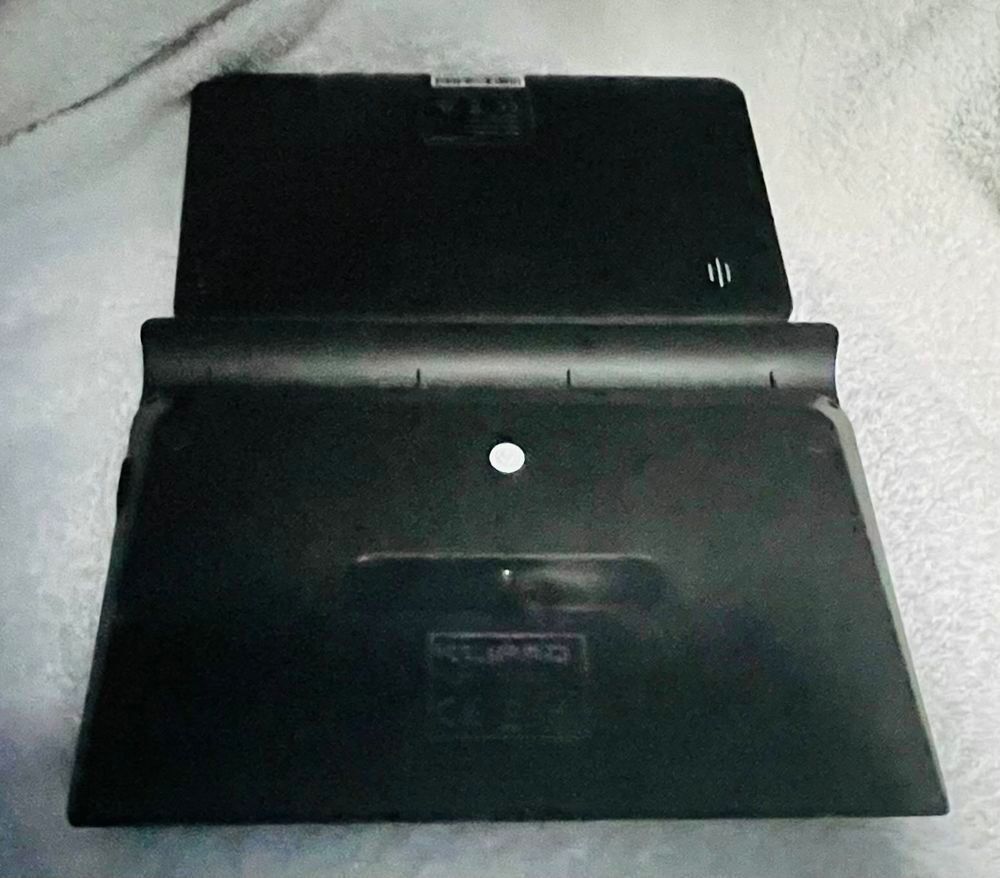 Tablette , avec clavier Téléphones et tablettes