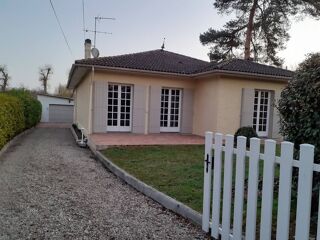 Location Maison Jolie maison traditionnelle / Pessac Magonty Pessac