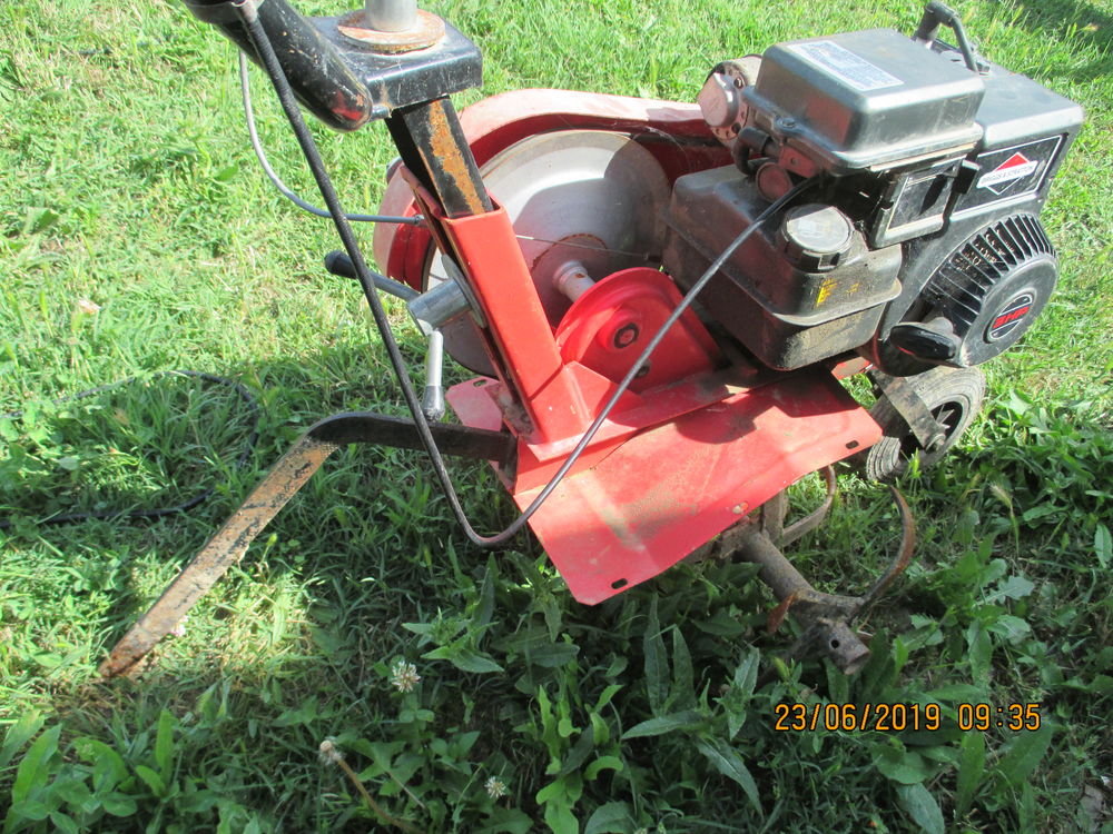 motobineuse thermique Jardin