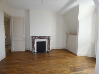  Appartement � louer 4 pi�ces 79 m�