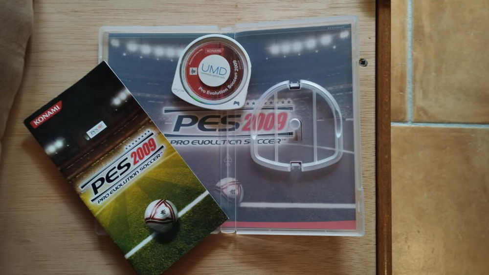 Jeu de football pour console PSP Consoles et jeux vidéos