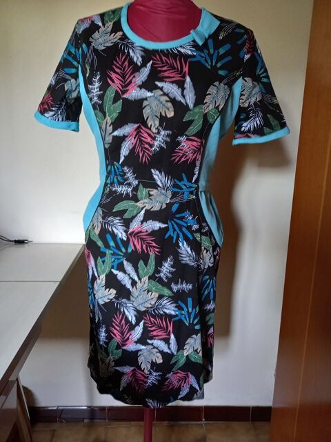 ROBE 10 Alès (30)