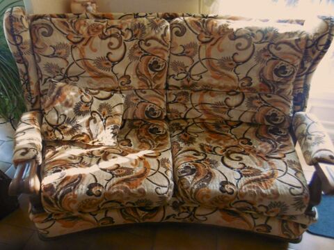 Ancien et rustique canap 2 places avec 2 fauteuils . 0 Orgelet (39)