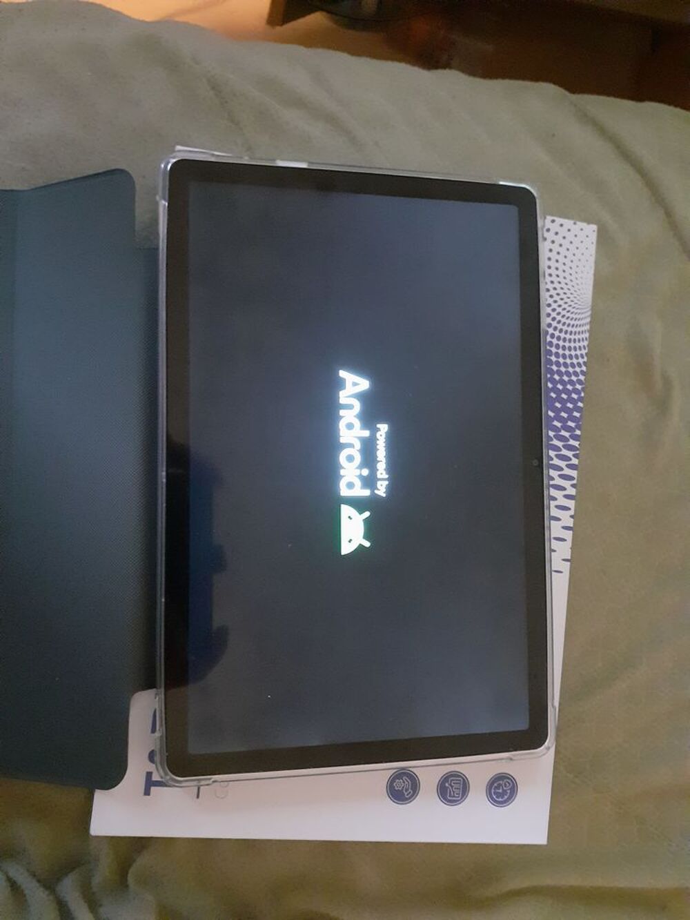 Tablette tactile casi neuve. Servi qu'une fois. Téléphones et tablettes