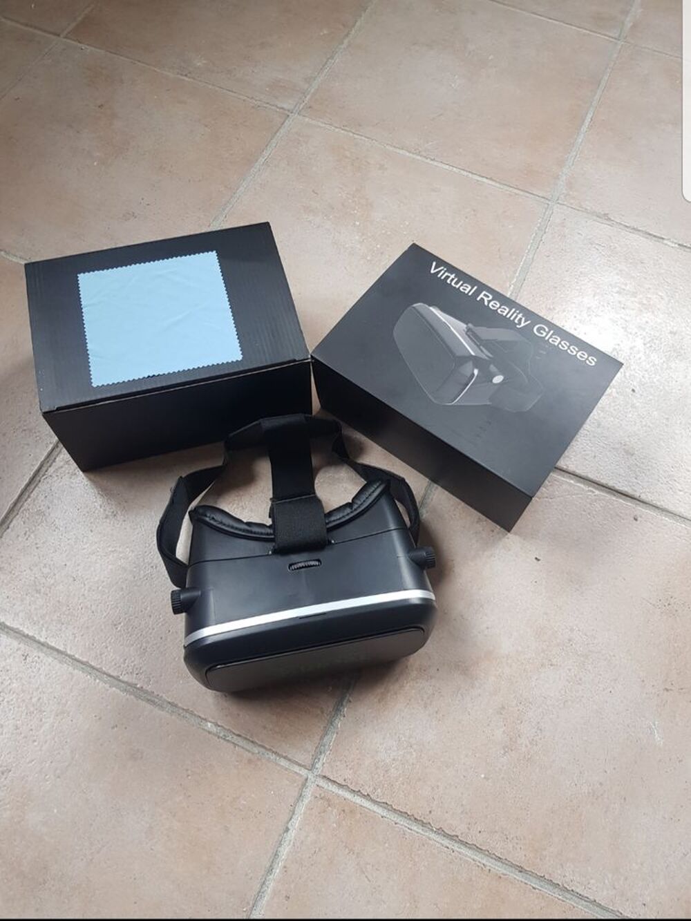 Casque de r&eacute;alit&eacute; virtuelle Matériel informatique