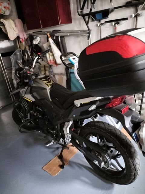 Moto DIVERS 2021 occasion C&eacute;pie 11300