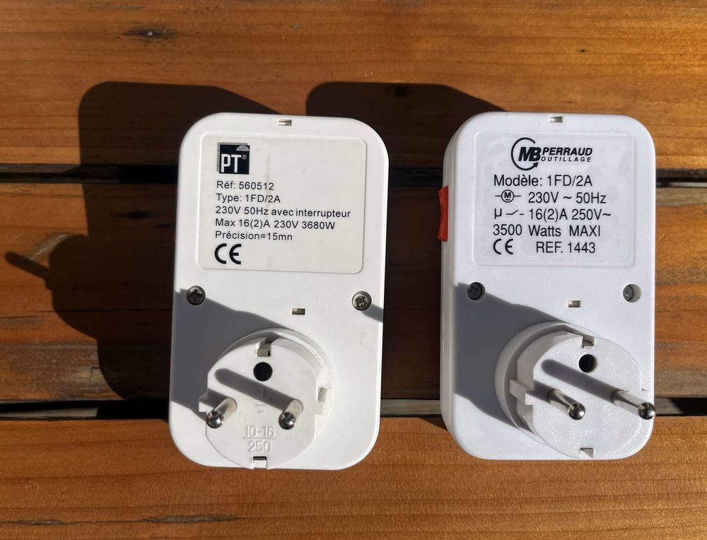 2 minuteurs / programmateurs &eacute;lectrique journaliers Bricolage