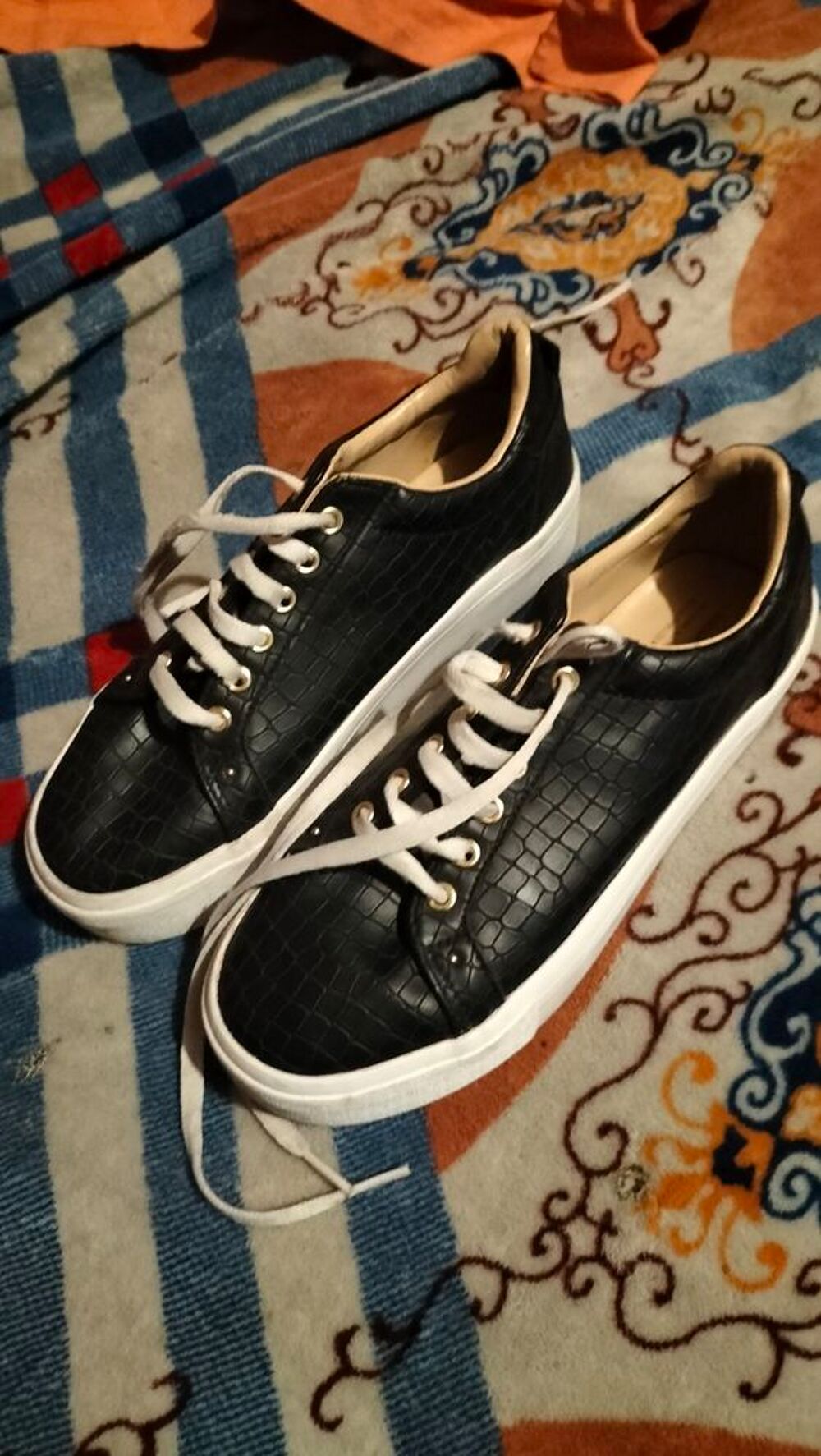 Basket pull &amp;Bear collection pointure 36 quasi neuf Chaussures