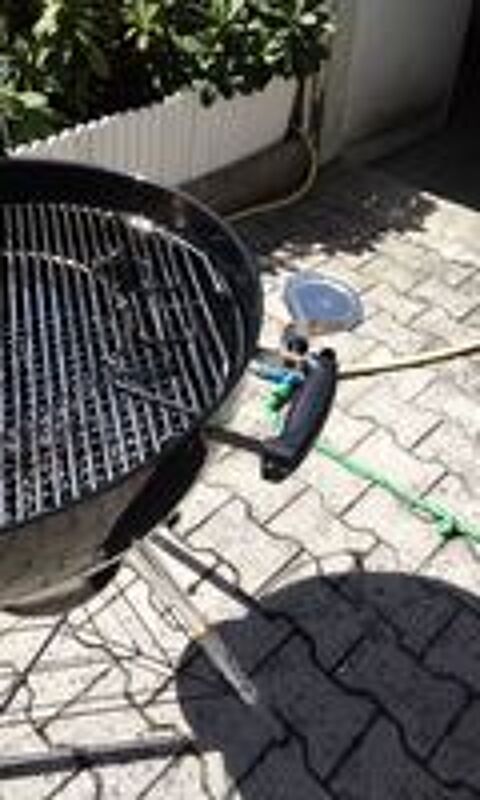   barbecue weber neuf servi 