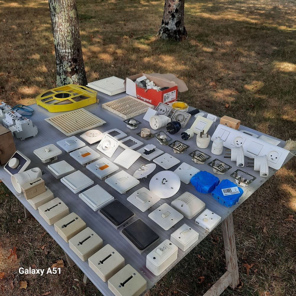 Mat&eacute;riel &eacute;lectrique divers Bricolage