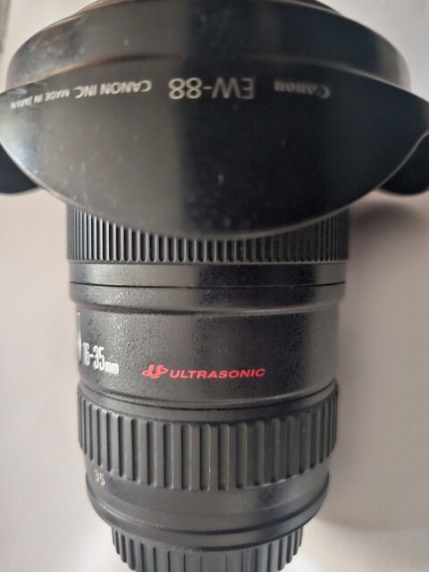 Objectif Canon 16-35mm USM avec pare-soleil 450 Massy (91)