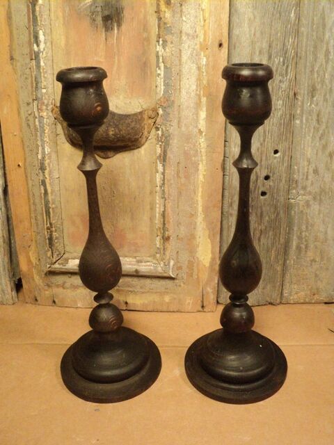 Paire d'Anciens Bougeoirs en Bois Tourn. 70 Loches (37)