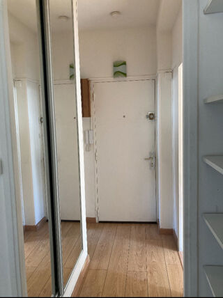  Appartement à louer 3 pièces 60 m²