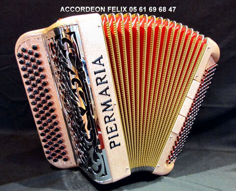 ACCORDEON PIERMARIA P315 MIDI. 3490 Mazères (09)