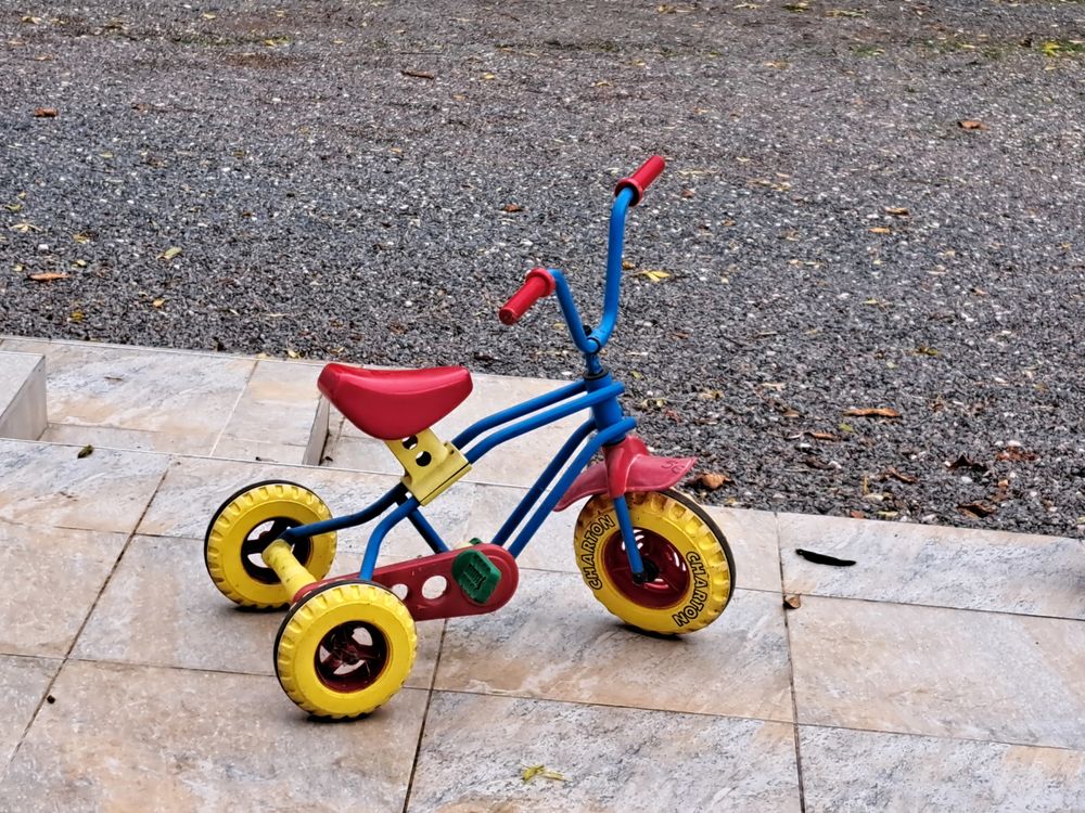 TRICYCLE Jeux / jouets