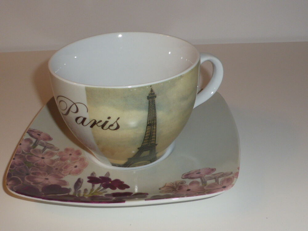 Grand D&eacute;jeuner Paris ML Home Collection Two Women Cuisine
