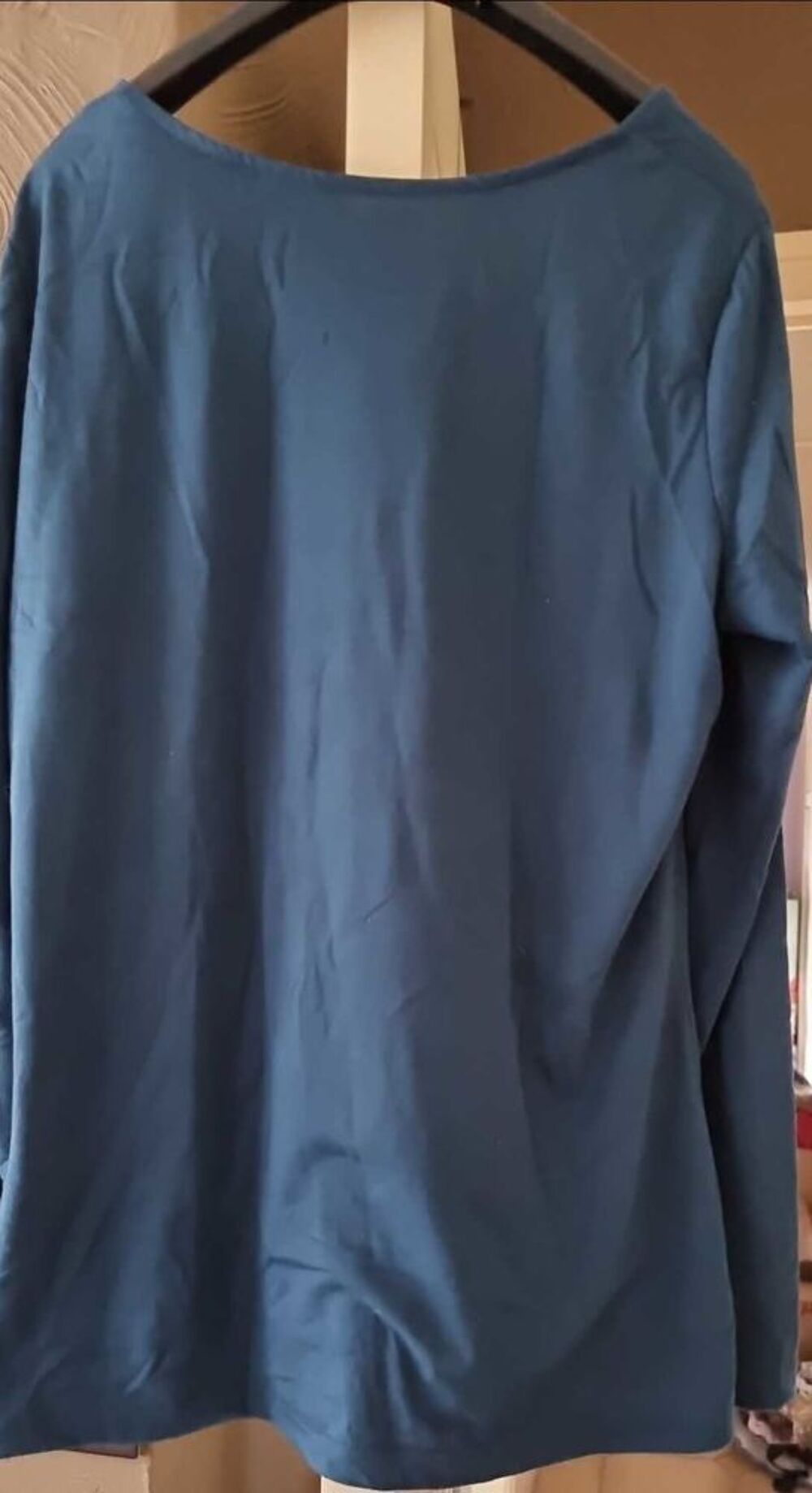 Tee shirt manches longues Damart. Taille M Vêtements