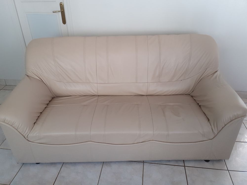 canap&eacute; skay beige Meubles