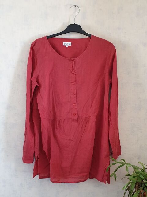 Blouse rouge orangée, rayée, manches longues ? Emma Pernelle 6 Limoges (87)