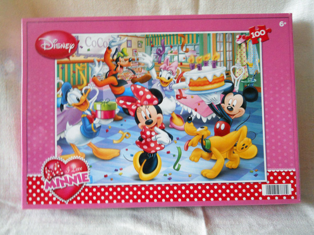 PUZZLE DISNEY MINNIE Jeux / jouets