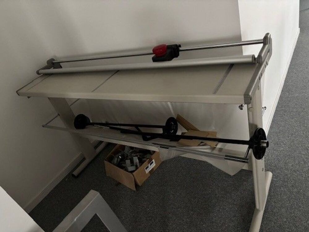 Coupeuse de plans manuelle TRIM 130 Meubles