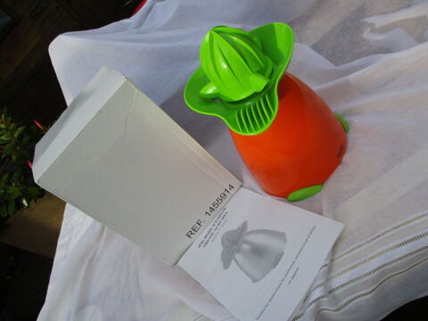 Presse-agrumes - Neuf 8 La Fert�-Alais (91)