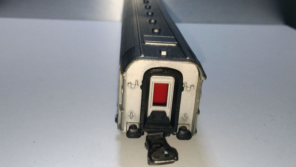 train HO HORNBY voiture inox 1 Cl. SNCF nantes-bordeaux Jeux / jouets