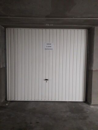  Parking / Garage à louer 15 m² Grenoble