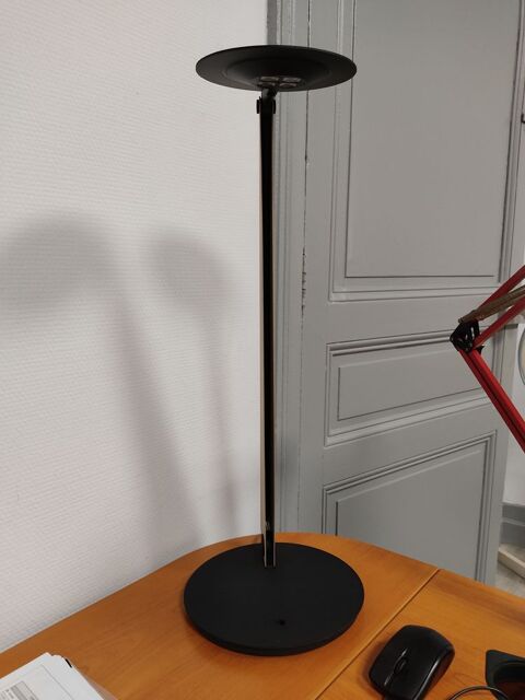 Lampe de Bureau LED au design contemporain 85 Toulouse (31)