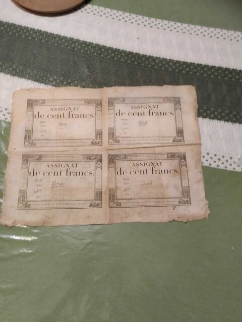 4 assignats de 100FR 35 Peymeinade (06)
