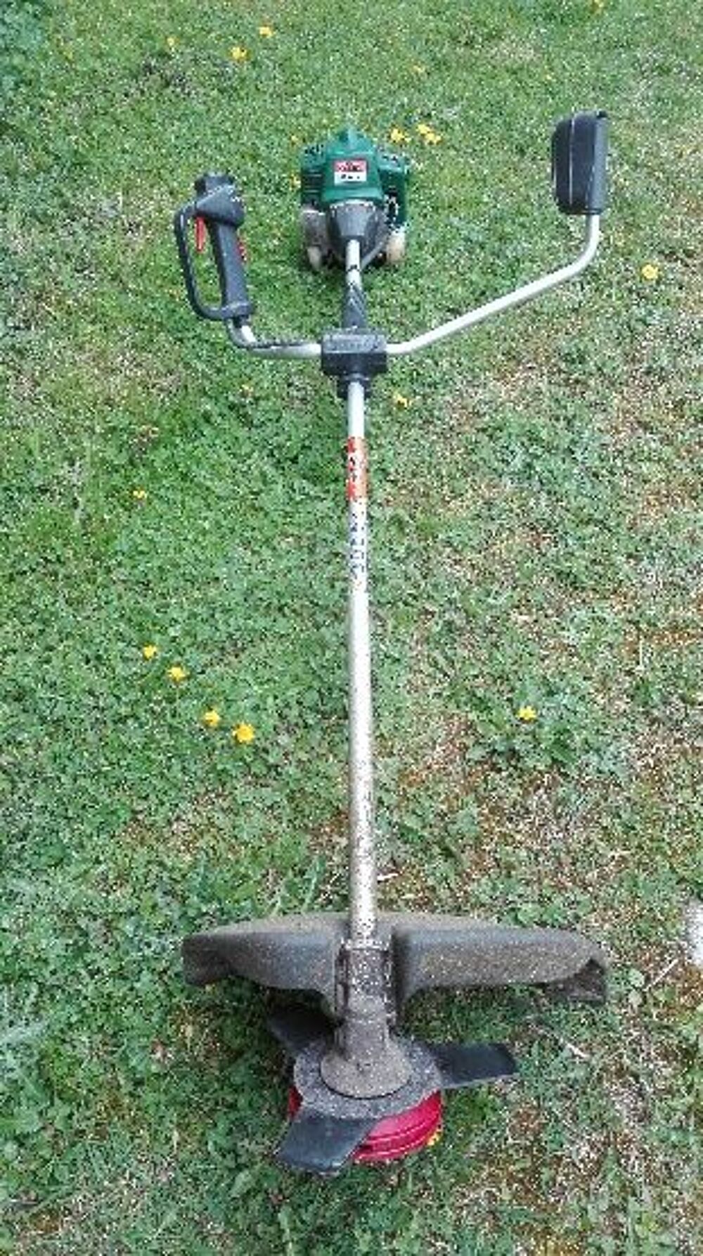 Vend ROTOFIL Garden thermique Jardin