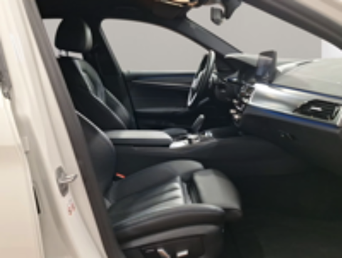 S&eacute;rie 5 Touring 530e TwinPower Turbo 292 ch BVA8 M Sport 2022 occasion 59000 Lille