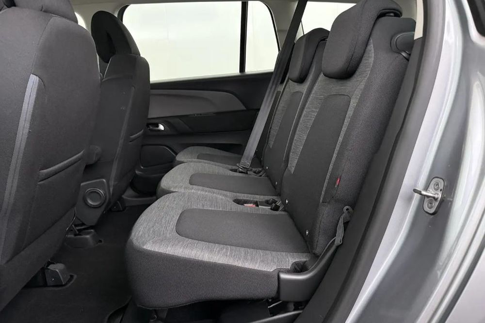 C4 Spacetourer CITROEN C4 GRAND SPACETOURER 1,2L 131cv EAT8 FEEL 7 PLACES 2022 occasion 55100 Verdun