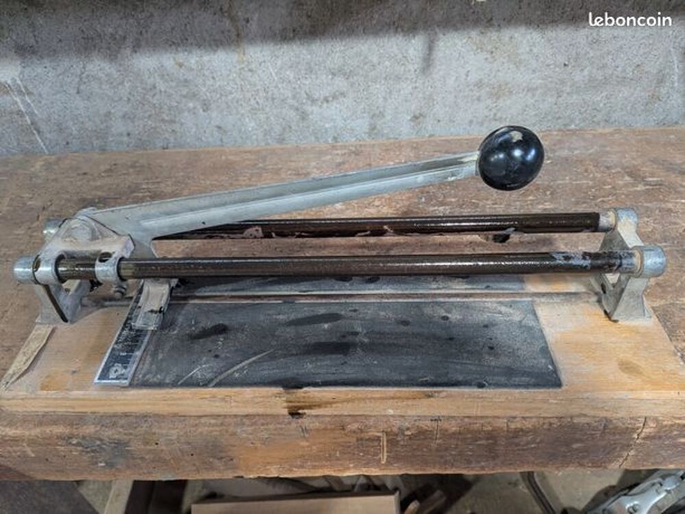 Coupe-carrelage manuel ? 15 € Bricolage