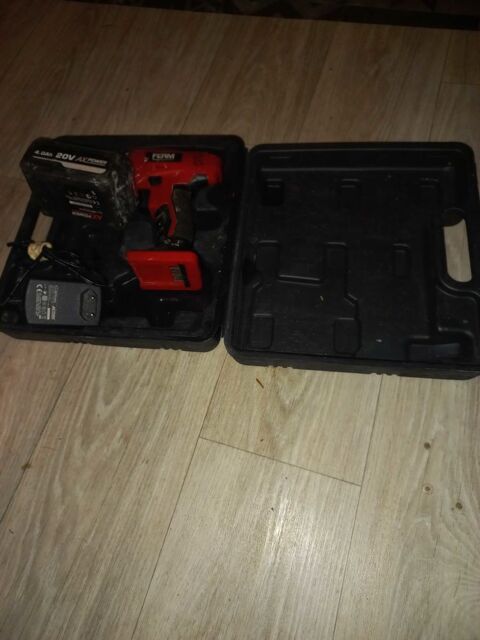 VISSEUSE+DEVISSEUSE+PERCEUSE 25 Saint-Georges-de-Reintembault (35)